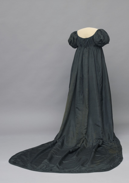 naisten puku, 1805 - 1820