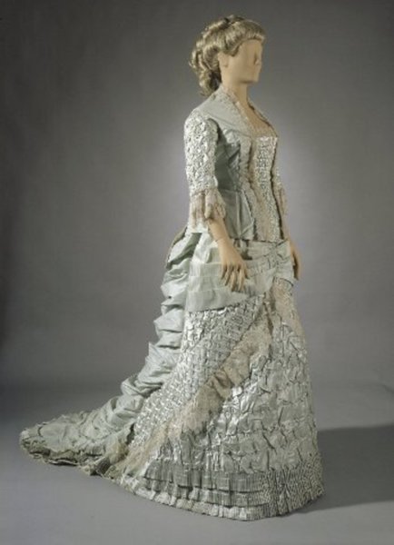naisten puku, 1882